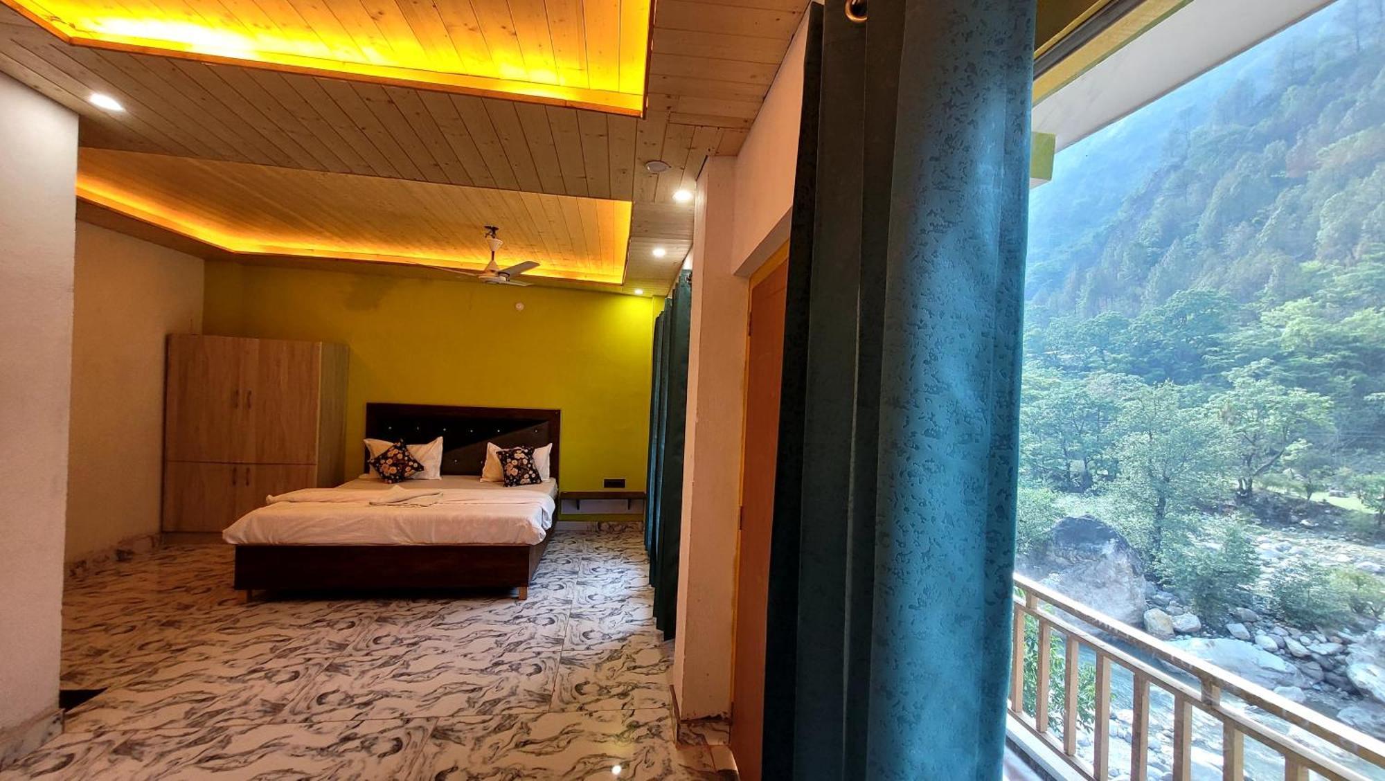 Hotel Mountmemory , Barkot-Yamunotri Екстериор снимка